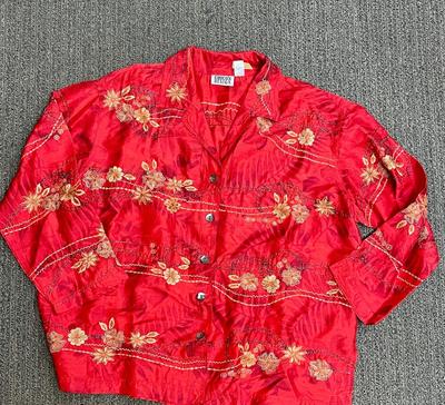 Sale Photo Thumbnail #188: red with gold thread embroidery. In good condition.