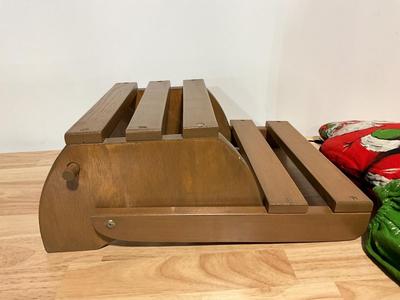 Wooden Bench w/Santa