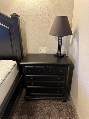 3 DRAWER NIGHT STAND WITH LAMP