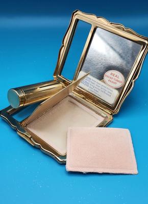 Stratton Compact