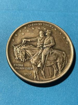 STONE MOUNTAIN 1925 EF/AU CONDITION COMMEMORATIVE SILVER HALF DOLLAR AS PIC'D.
