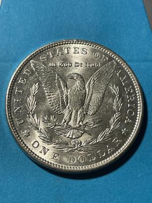 1890-P UNCIRCULATED CONDITION MORGAN SILVER DOLLAR (COIN-4) AS PICTURED. FREE DOMESTIC SHIPPING.