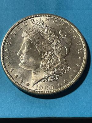1900-O UNCIRCULATED CONDITION MORGAN SILVER DOLLAR (COIN-8) AS PICTURED. FREE DOMESTIC SHIPPING.