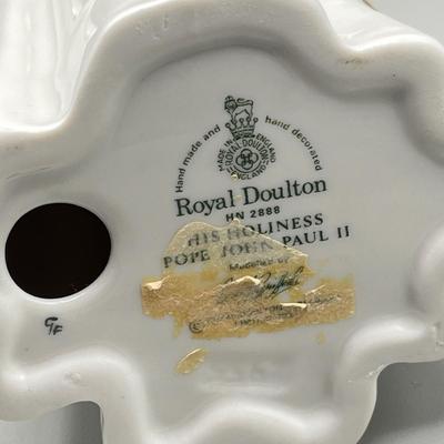 LOT 27D: Royal Doulton His Holiness Pope John Paul II Figurine