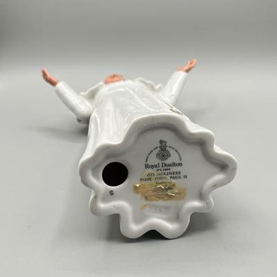 LOT 27D: Royal Doulton His Holiness Pope John Paul II Figurine