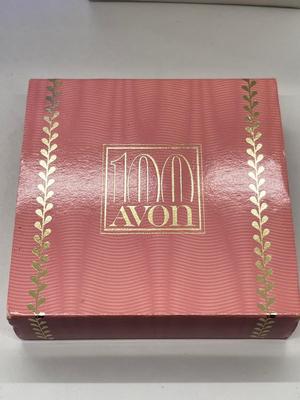 LOT 118J: Avon Sales Recognition Jewelry