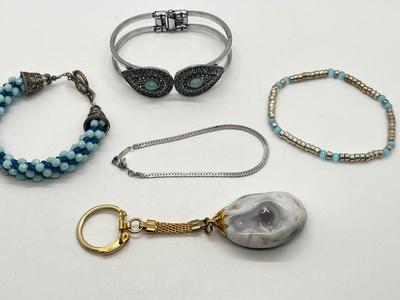 LOT 119J: Necklaces, Bracelets, Earrings and More