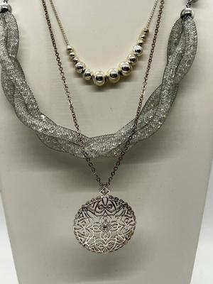 LOT 120J: Necklaces, Bracelets and Earrings