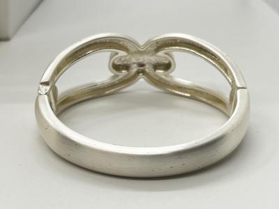 LOT 120J: Necklaces, Bracelets and Earrings