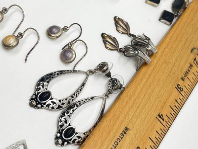 LOT 121J: Collections of Earrings, Rings and More