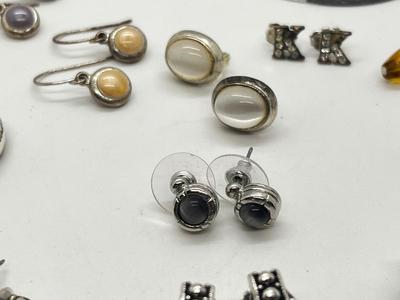 LOT 121J: Collections of Earrings, Rings and More