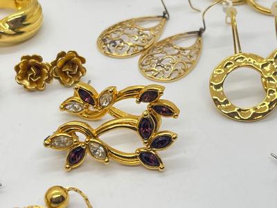LOT 125J: Collection of Gold Tone Earrings