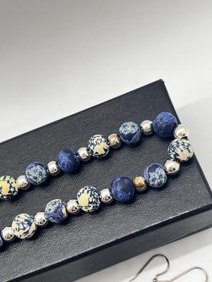 LOT 127J: Costume Jewelry - Necklace, Bracelet, Earrings