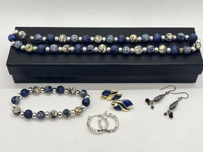 LOT 127J: Costume Jewelry - Necklace, Bracelet, Earrings