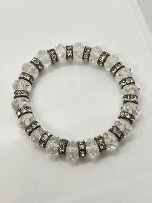 LOT 131J: Costume Jewelry Collection - Necklaces, Bracelets, Earrings