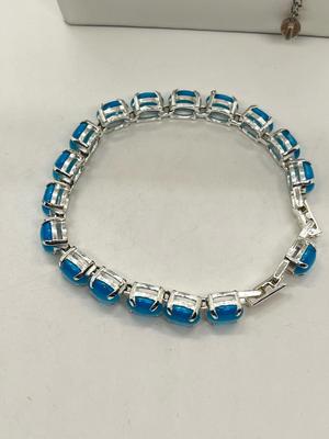 LOT 131J: Costume Jewelry Collection - Necklaces, Bracelets, Earrings