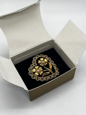 LOT 133J: Avon Jewelry in Original Boxes