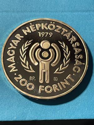 1979 HUNGARY 200 FORINT SILVER PROOF UNICEF YEAR OF THE CHILD DRAWINGS COIN. FREE DOMESTIC SHIPPING.