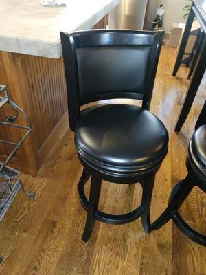 2 SWIVEL BAR STOOLS