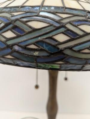 Tiffany Style Stained Glass Table Lamp