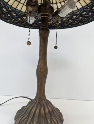 Tiffany Style Stained Glass Table Lamp