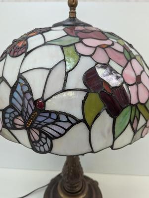 Dale Tiffany Stained Glass Table Lamp
