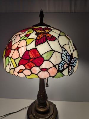 Dale Tiffany Stained Glass Table Lamp