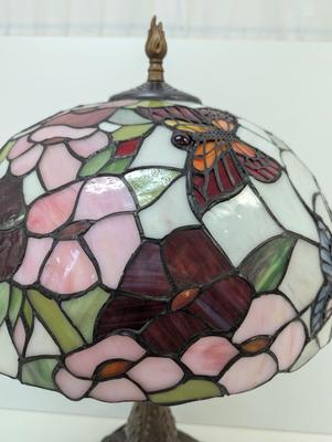 Dale Tiffany Stained Glass Table Lamp