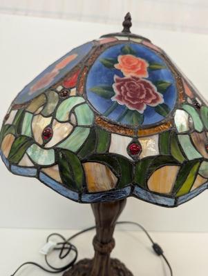 Tiffany Style Stained Glass Table Lamp