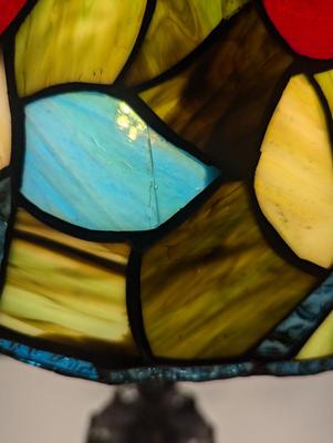Tiffany Style Stained Glass Table Lamp