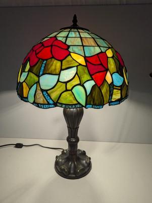 Tiffany Style Stained Glass Table Lamp
