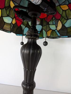 Tiffany Style Stained Glass Table Lamp