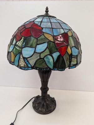 Tiffany Style Stained Glass Table Lamp