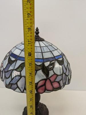 Tiffany Style Stained Glass Table Lamp