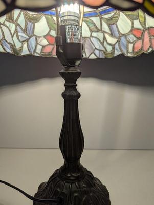 Tiffany Style Stained Glass Table Lamp