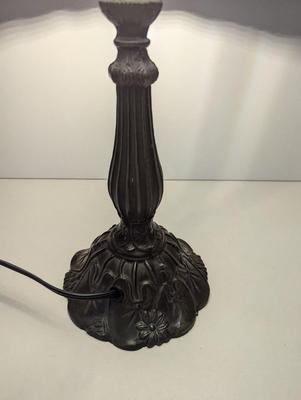 Tiffany Style Stained Glass Table Lamp
