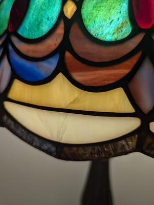 Tiffany Style Stained Glass Table Lamp