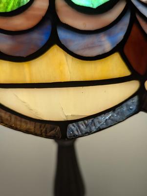 Tiffany Style Stained Glass Table Lamp