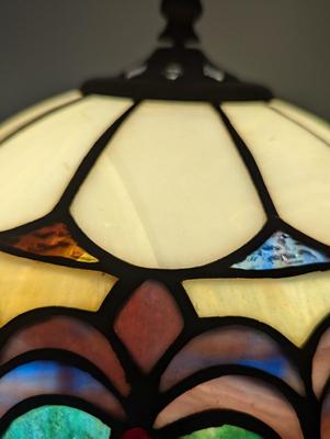 Tiffany Style Stained Glass Table Lamp