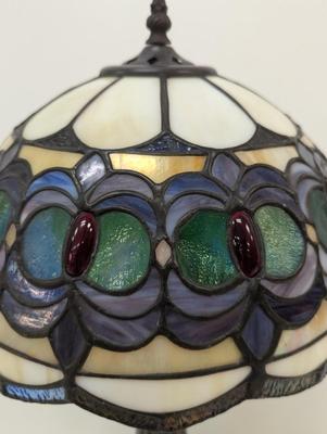 Tiffany Style Stained Glass Table Lamp