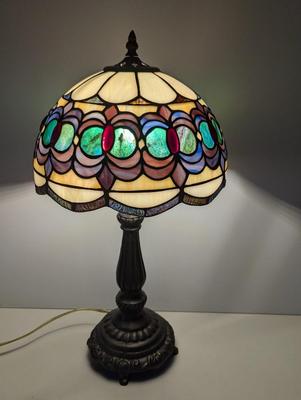 Tiffany Style Stained Glass Table Lamp