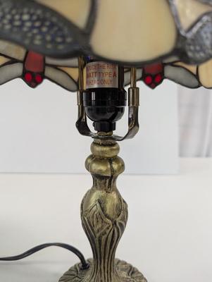 Tiffany Style Stained Glass Table Lamp