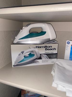 HAMILTON BEACH IRON, KING SHEETS, PILLOWCASE PROTECTORS, AND LIGHTBULBS
