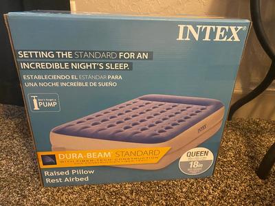 NEW INTEX 18” TALL QUEEN AIR MATTRESS AND COLEMAN ELECTRIC AIR PUMP