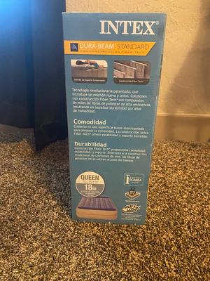 NEW INTEX 18” TALL QUEEN AIR MATTRESS AND COLEMAN ELECTRIC AIR PUMP