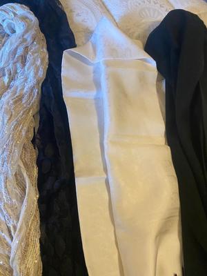 LADIES SCARVES
