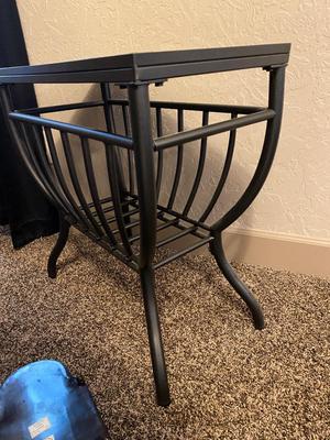 TILE TOP ACCENT TABLE AND. BRASS DISH