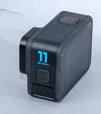GOPRO HERO 11 BLACK KIT: ULANZI CASE, 4 BATTERIES/CHARGER, 400GB MICRO CARD, ADAPTER, CARRY CASE