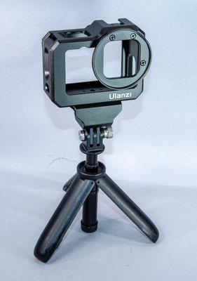 GOPRO HERO 11 BLACK KIT: ULANZI CASE, 4 BATTERIES/CHARGER, 400GB MICRO CARD, ADAPTER, CARRY CASE