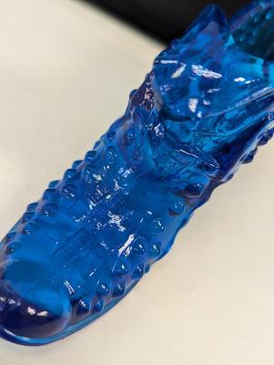Vintage Fenton Glass Shoe Colonial Blue Hobnail Cat Design